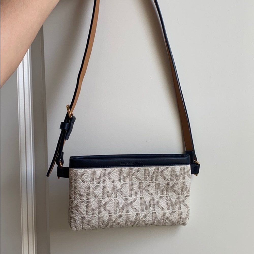 Belt bag/ shoulder bag!